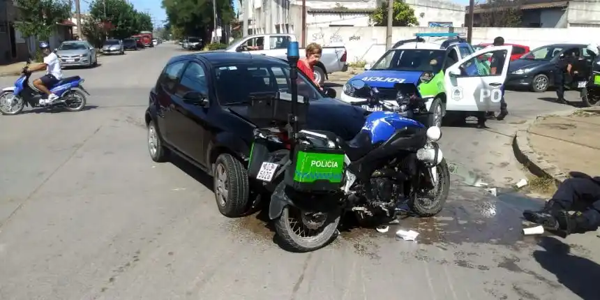 Policía herido durante una persecución