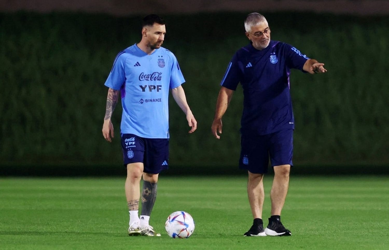 Messi se entrenó diferenciado a tres días del debut mundialista