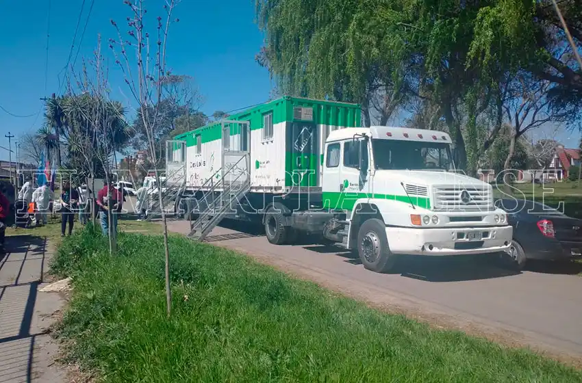 Plan DetectAr: entrevistaron a 800 personas y realizaron 20 hisopados en dos días