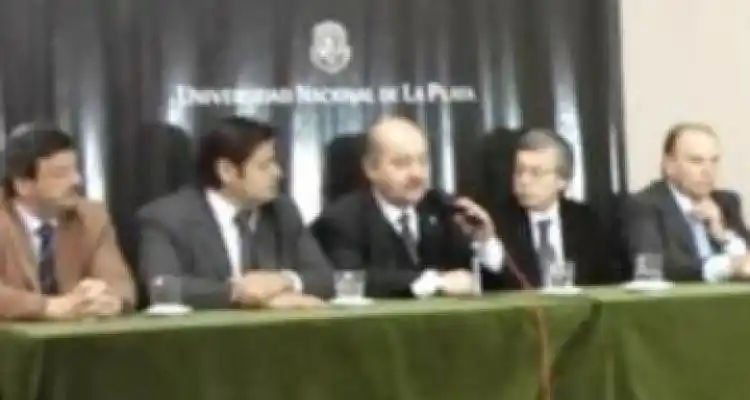 Presencia local en el debate sobre la Ley Orgánica de las Municipalidades