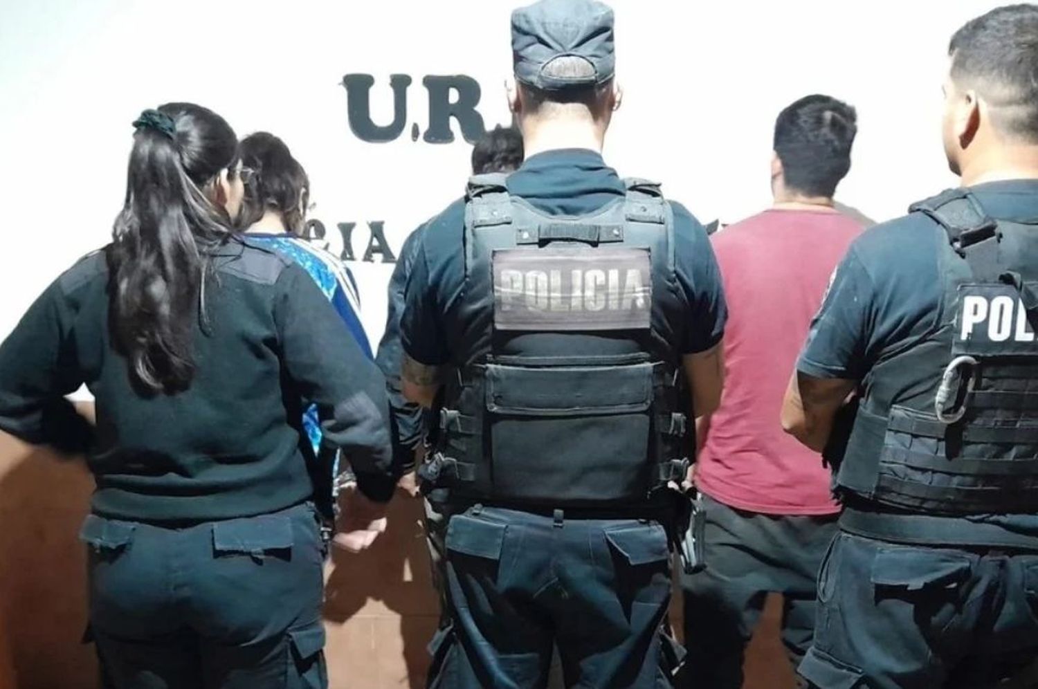 Cayó una banda con drogas, armas y municiones en un operativo nocturno