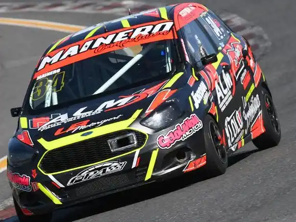 Mainero y Saracco, protagonistas en la Clase 2 del Turismo Pista en Concepción del Uruguay