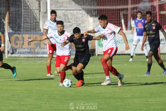 9 de Julio enfrentó a Unión de Santa Fe en un amistoso