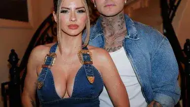 La China Suárez y Mauro Icardi paseando en Estambul con los hijos de la actriz.