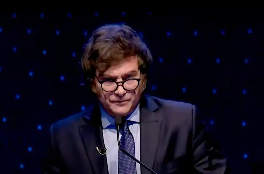 Milei acusó a Massa de “campaña sucia” y “deshonestidad intelectual”