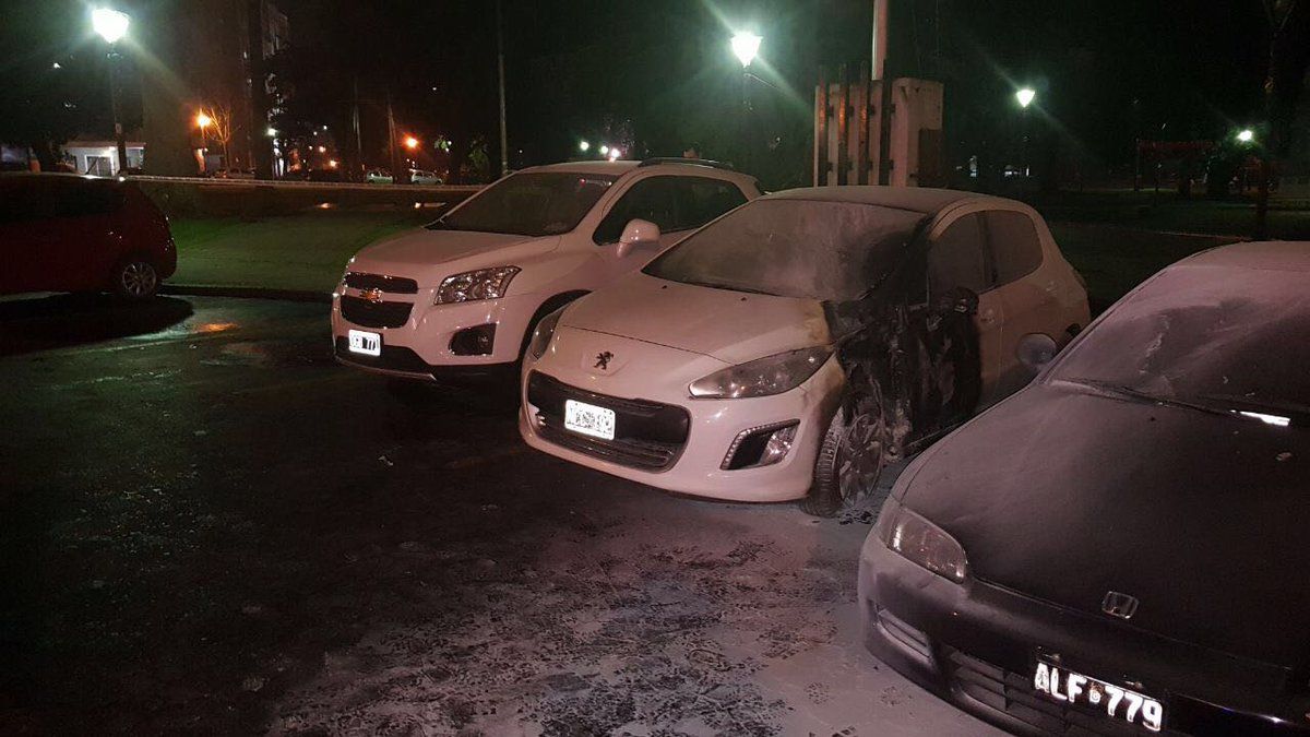 Explosiones frente al Ministerio de Seguridad bonaerense