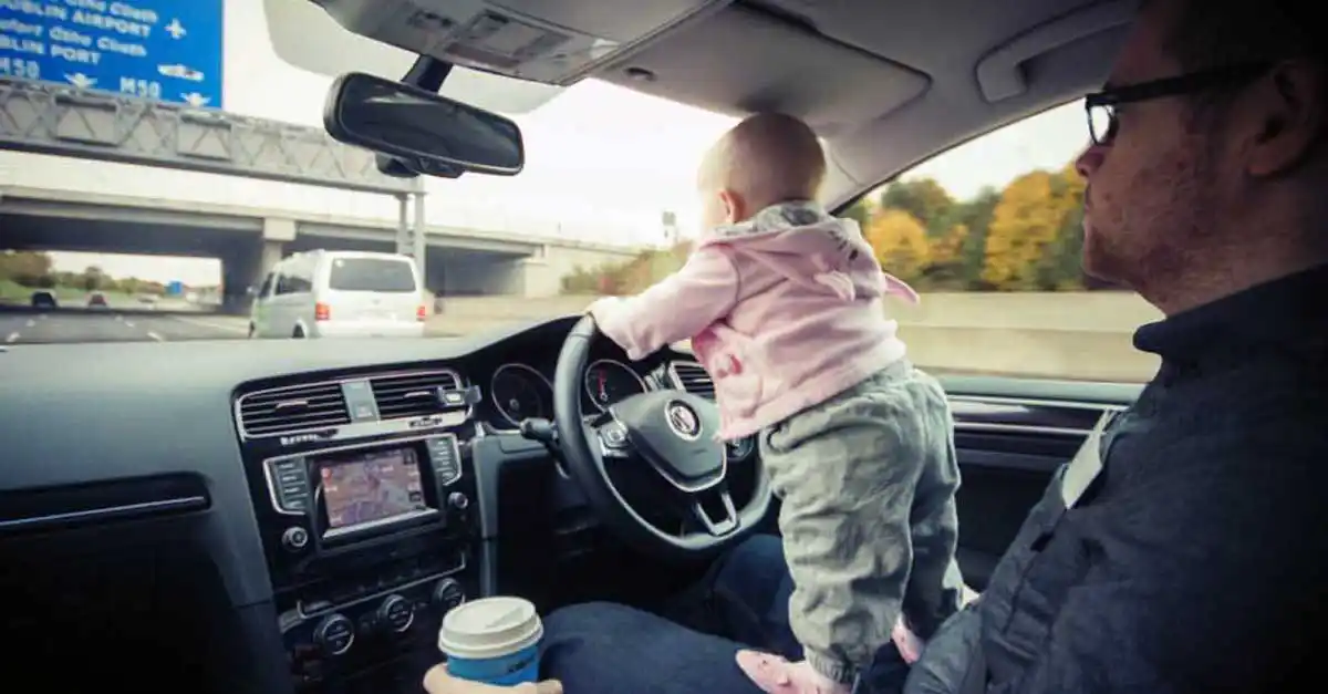 Fotografió situaciones extremas con su hija por una buena causa
