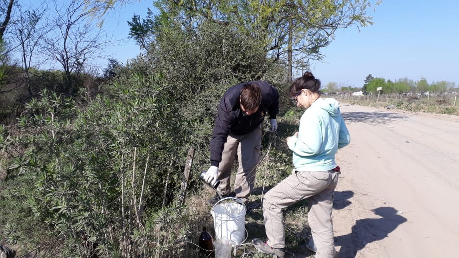 Monitoreos ambientales  de arroyos y cañadas