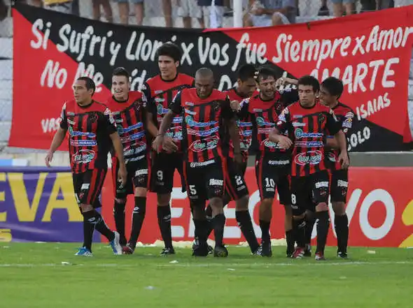 Patronato confirmó su nuevo DT para la Primera División 