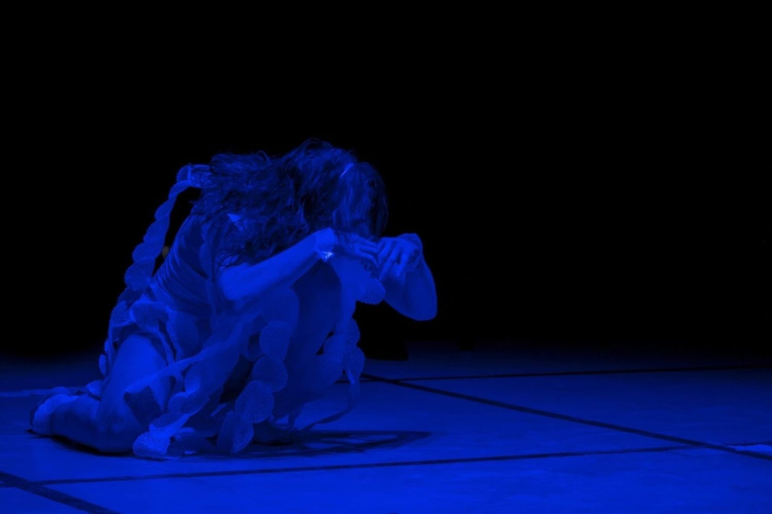 SHIZEN: la fuerza de lo simple, pequeña pieza improvisada de Danza Butoh