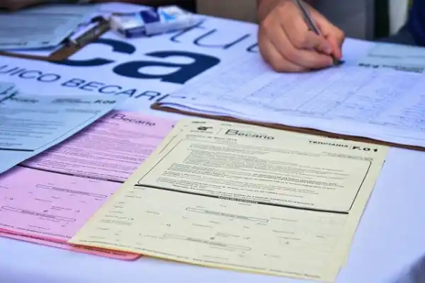 Definieron un significativo incremento para becas terciarias y universitarias