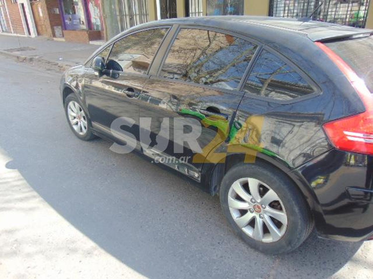 Venado Tuerto: violento choque entre bicicleta y auto en pleno centro   