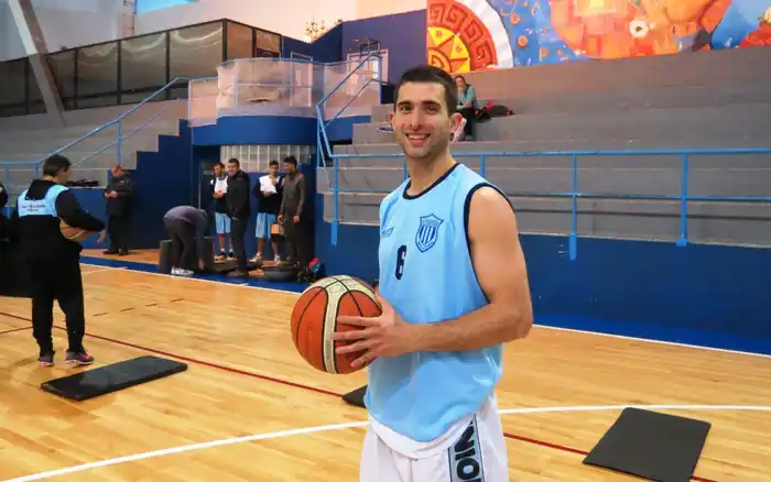 Ignacio Fernández ya piensa en el debut. (Foto: Prensa Unión)