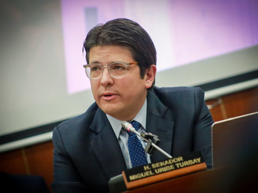 Murió Miguel Uribe Turbay: el precandidato presidencial colombiano fue víctima de un atentado sicarial en junio