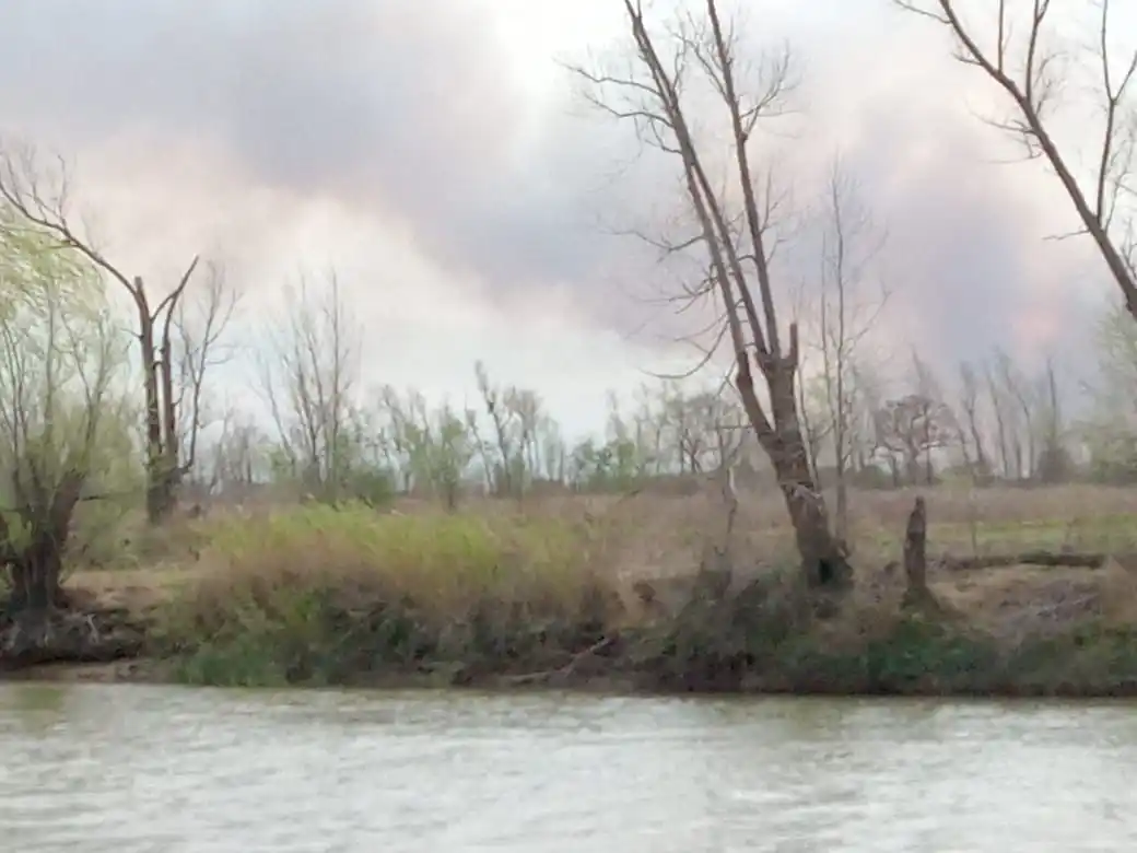 Quema en la zona de islas: “Este desastre no se acaba nunca”