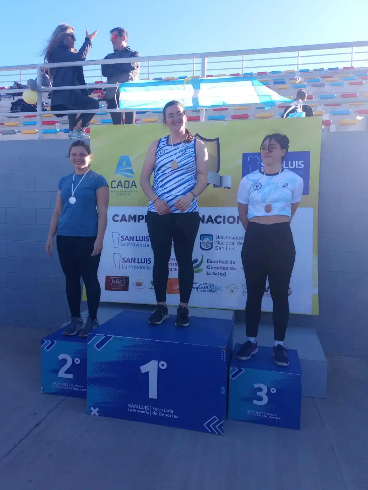 Dadario fue segunda en disco; y Redolatti, tercera en martillo
