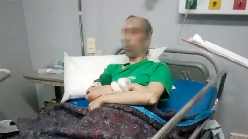 El hombre que convivió con los cadáveres de sus padres reveló cuando murieron