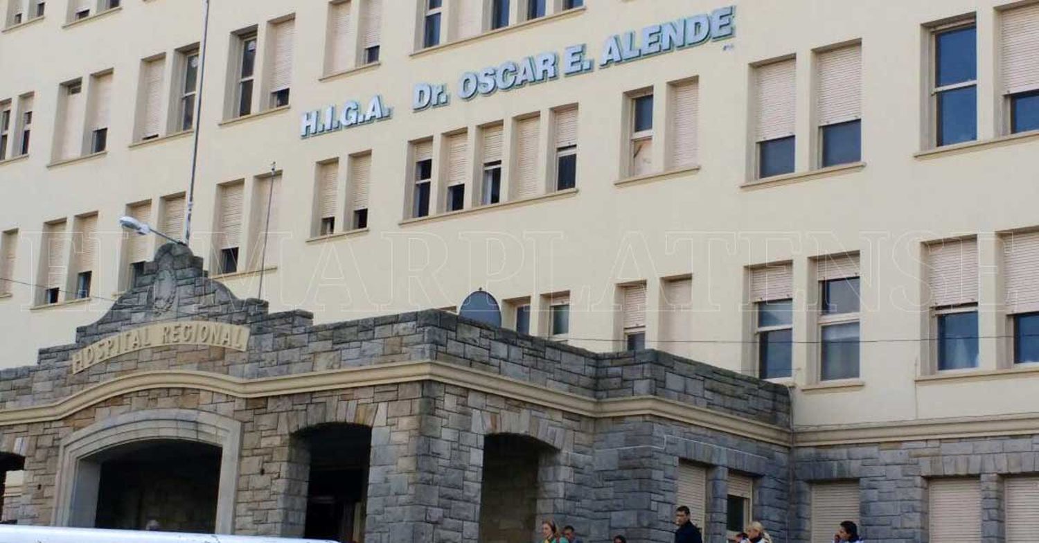 Un hombre y su hijo internados con graves quemaduras en el hospital