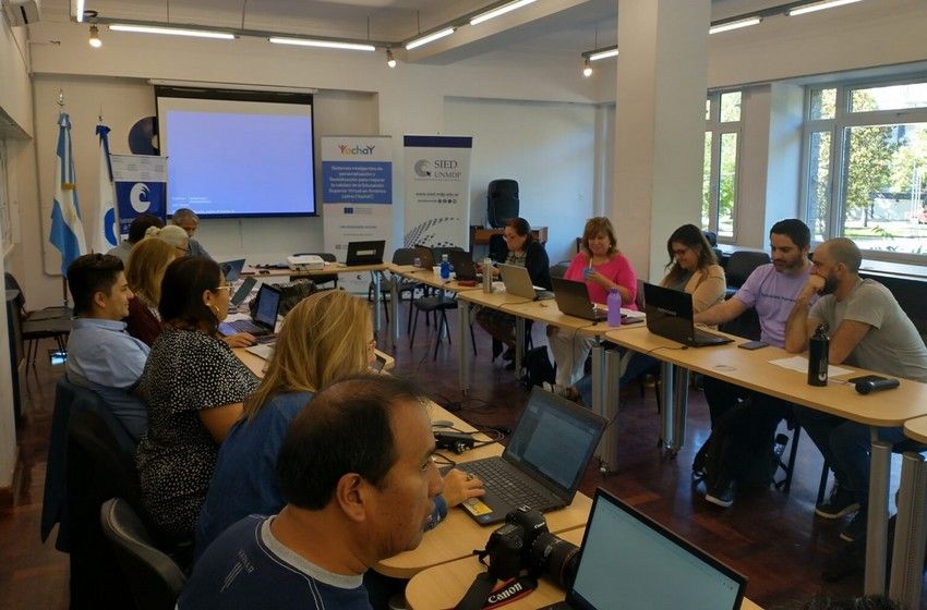 Se realiza en la Universidad local un encuentro internacional del proyecto YachaY