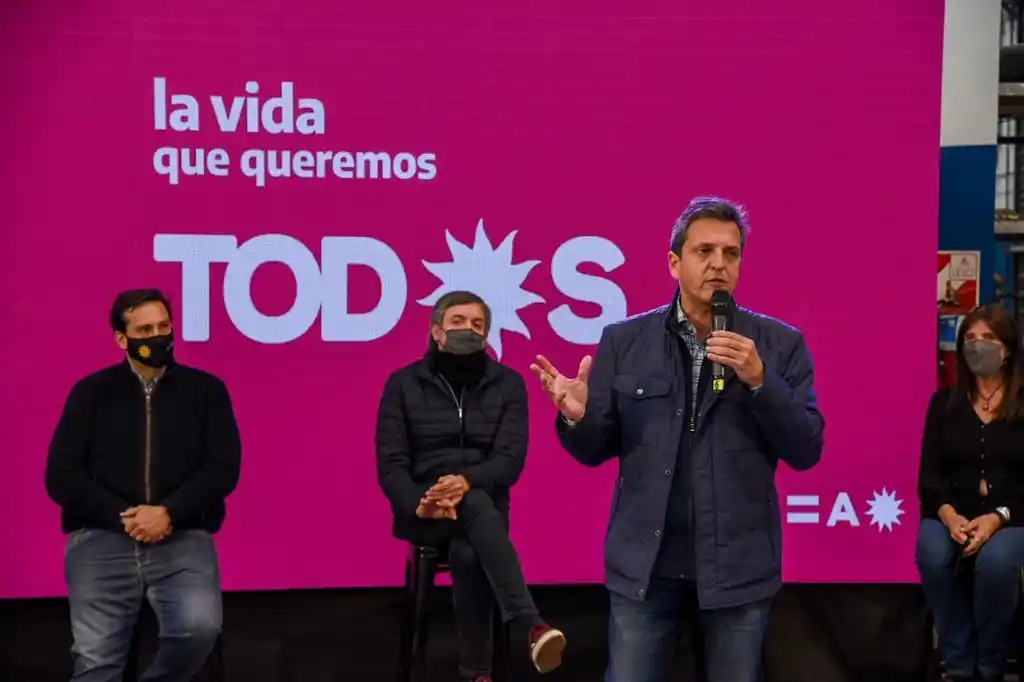 Sergio Massa convocó a "construir un gobierno de todos y para todos" y lanzó un pedido: "No volvamos para atrás"