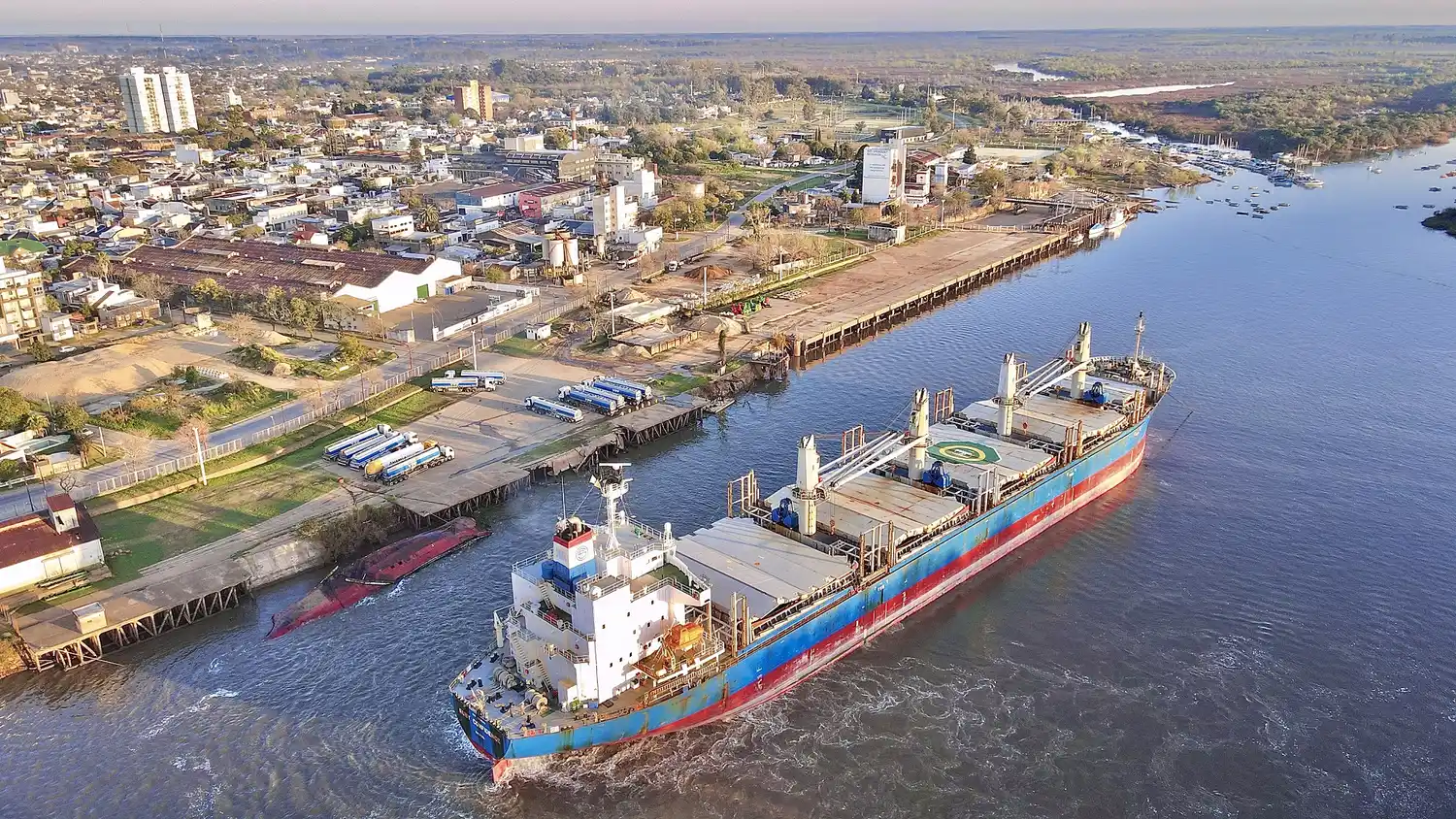 Durante el último mes el puerto ha realizado cinco embarques de exportación