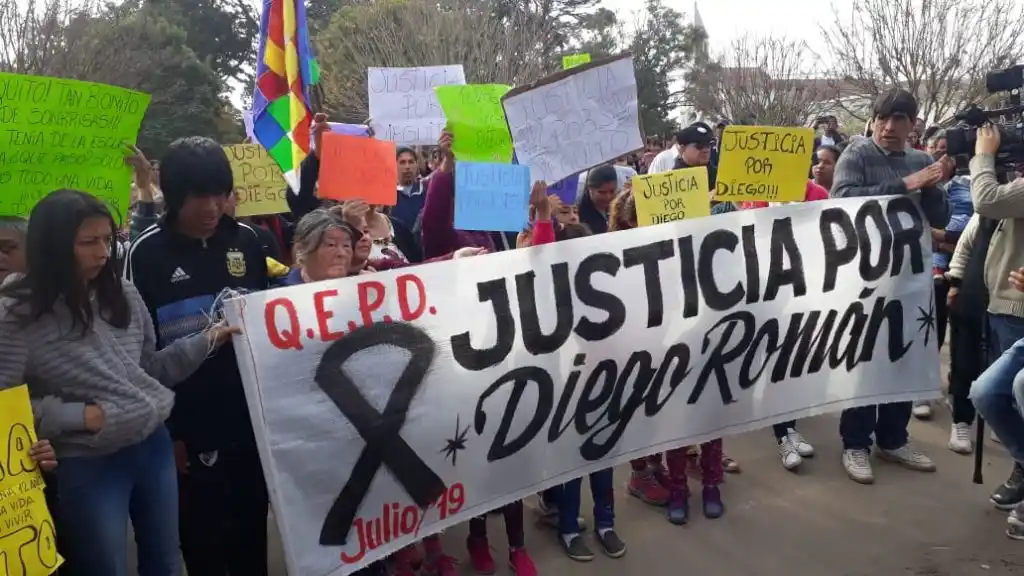 Sin novedades por el asesinato de Diego Román al cumplirse cuatro semanas