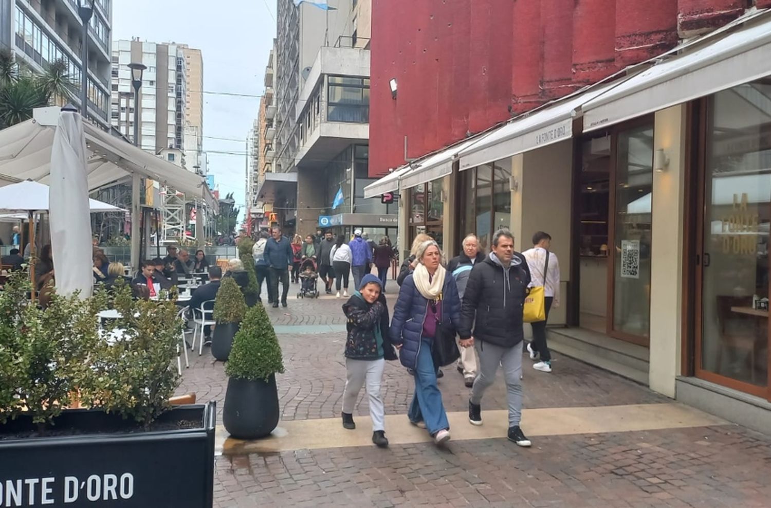 El fin de semana largo en Mar del Plata comienza con el 50% de las reservas