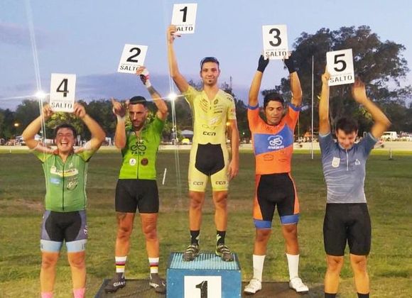 Ciclismo: Ignacio Pisani en lo más alto del podio en Salto