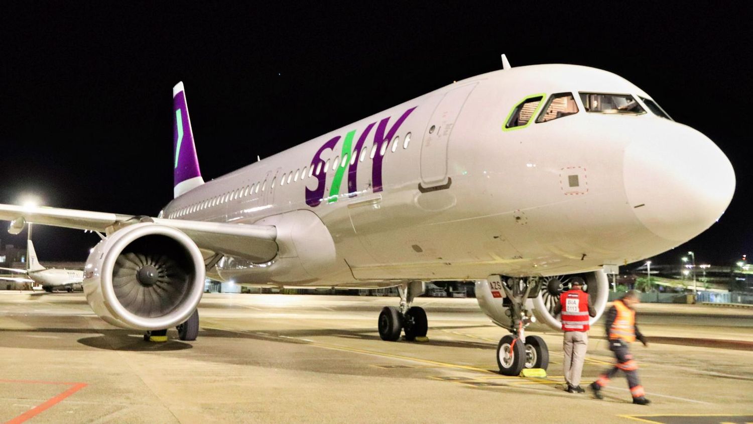 Airbus A320neo de SKY Airline en Porto Alegre (Foto: Fraport)