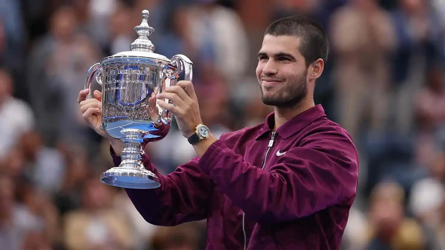Carlos Alcaraz levantó el trofeo del US Open