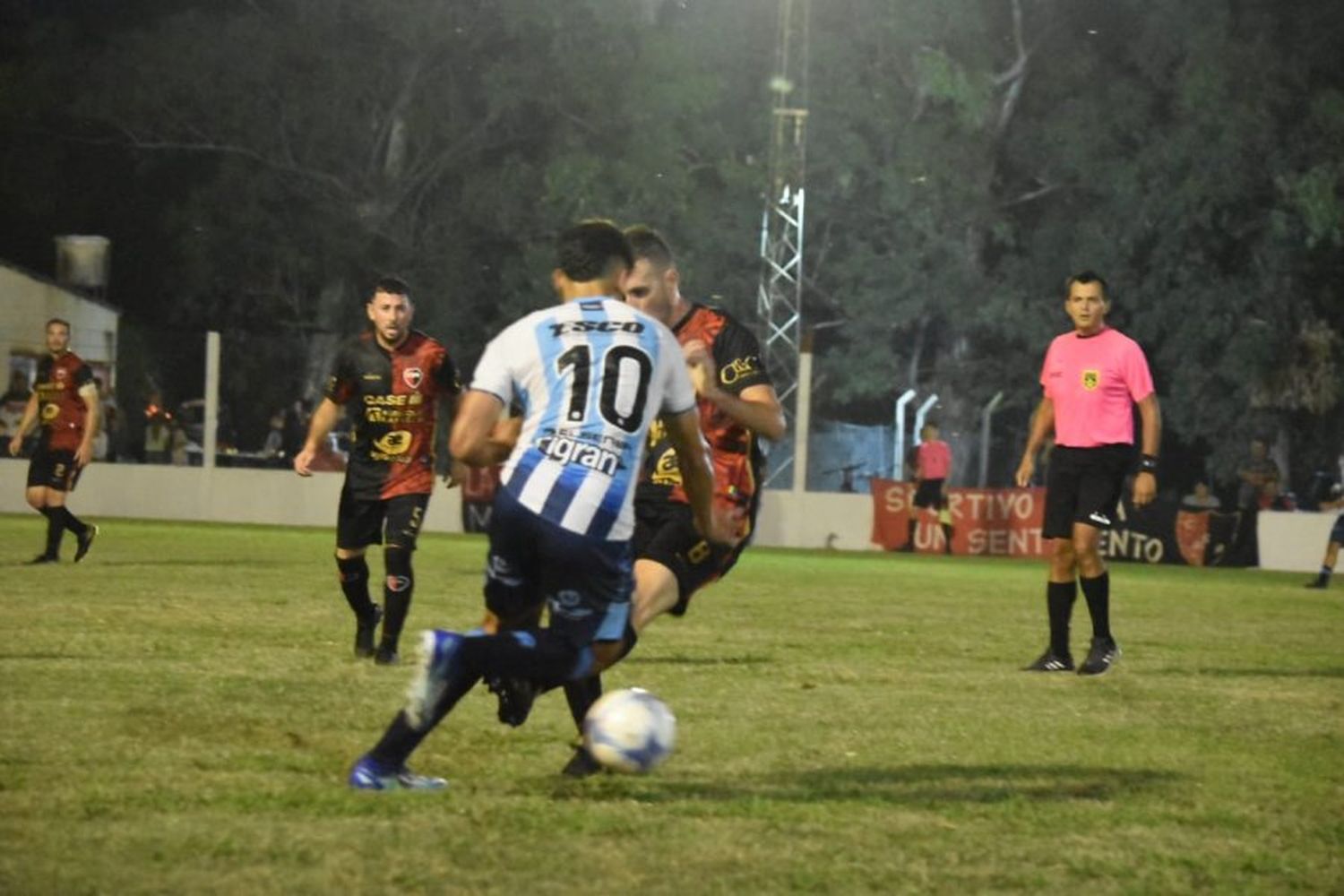 Sp.Roca eliminó a Atletico de la "Copa Dpto.Castellanos"