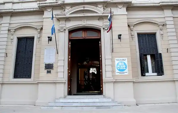 Paritaria municipal escandalosa: gritos, peleas y denuncias 