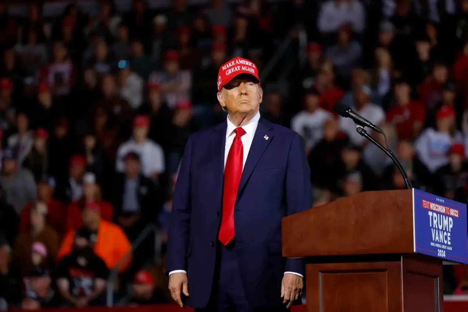 Donald Trump vuelve a atacar a los migrantes indocumentados en el estado clave de Wisconsin