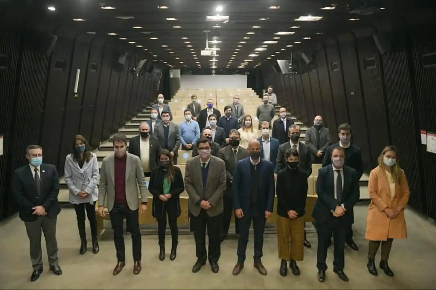 Entre Ríos implementará un programa para la inserción laboral de jóvenes en las pymes locales