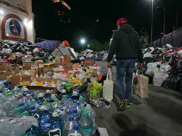 Prefectura Naval recibirá donaciones para llevar a Bahía Blanca hasta la tarde noche de este lunes