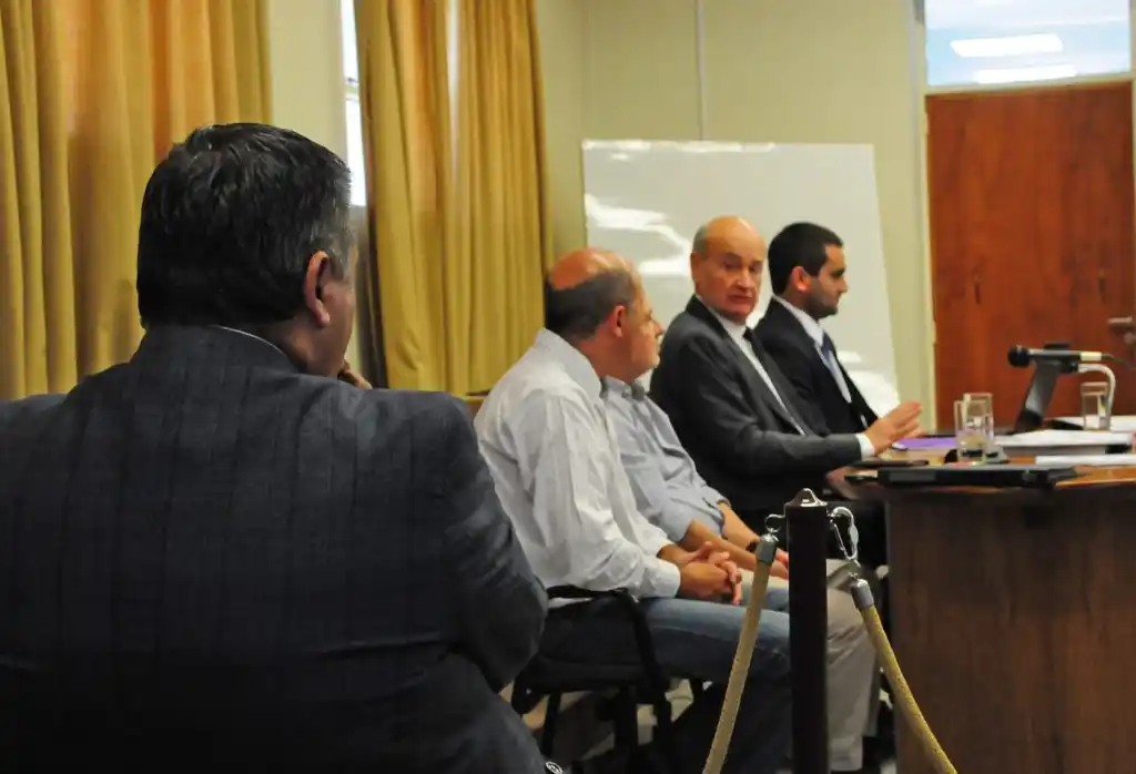 El hombre que fue contratado para “ver” lo que al lunghismo no le interesaba saber 