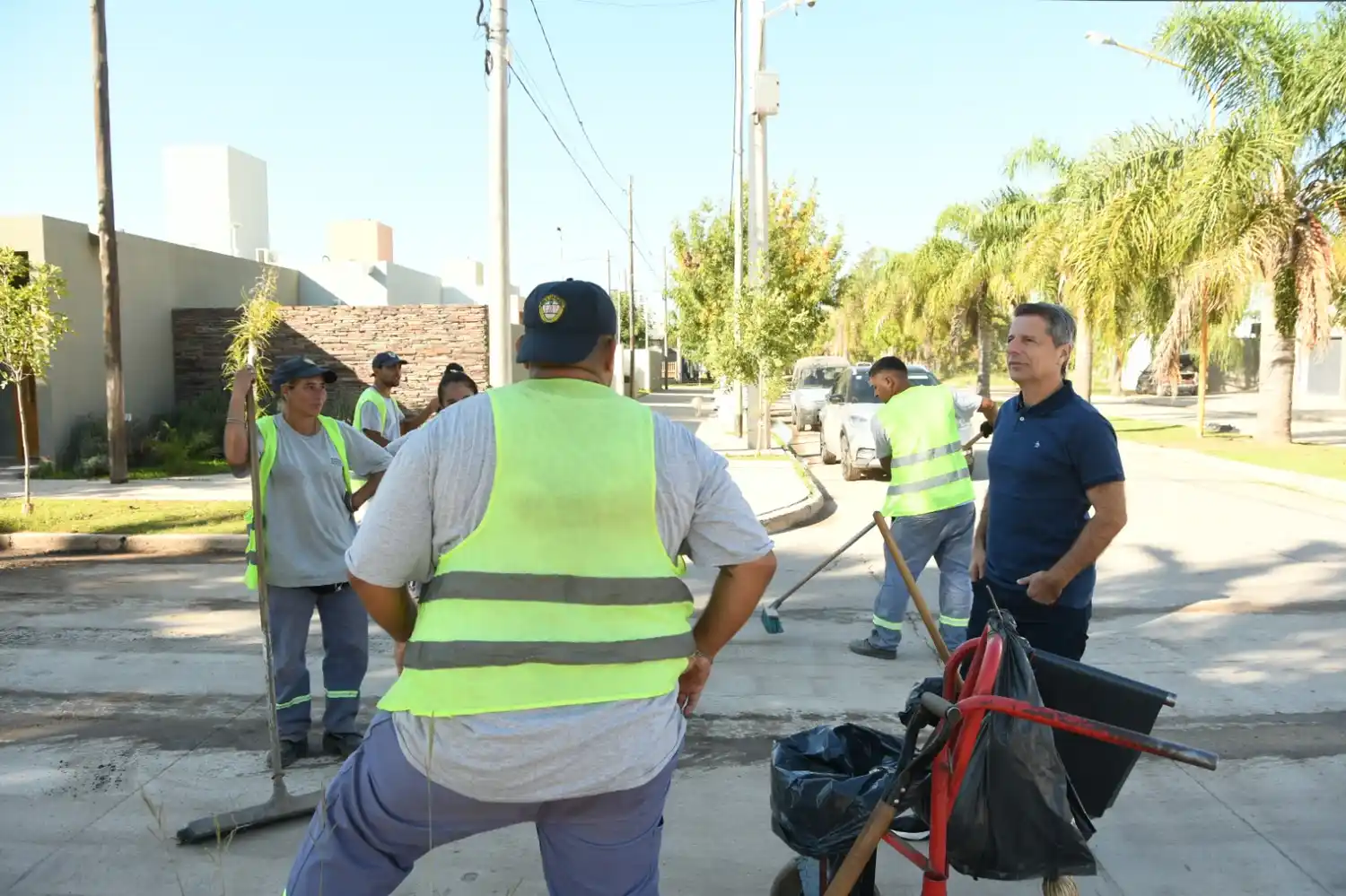 Bernarte supervisa el reinicio del programa en Los Palmares.