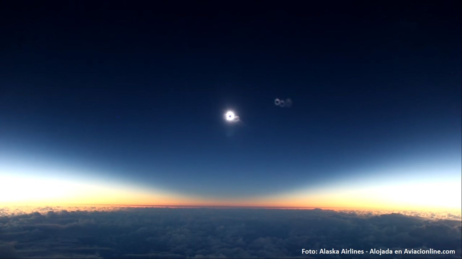 Alaska Airlines organiza un vuelo para seguir al «Gran Eclipse Americano»