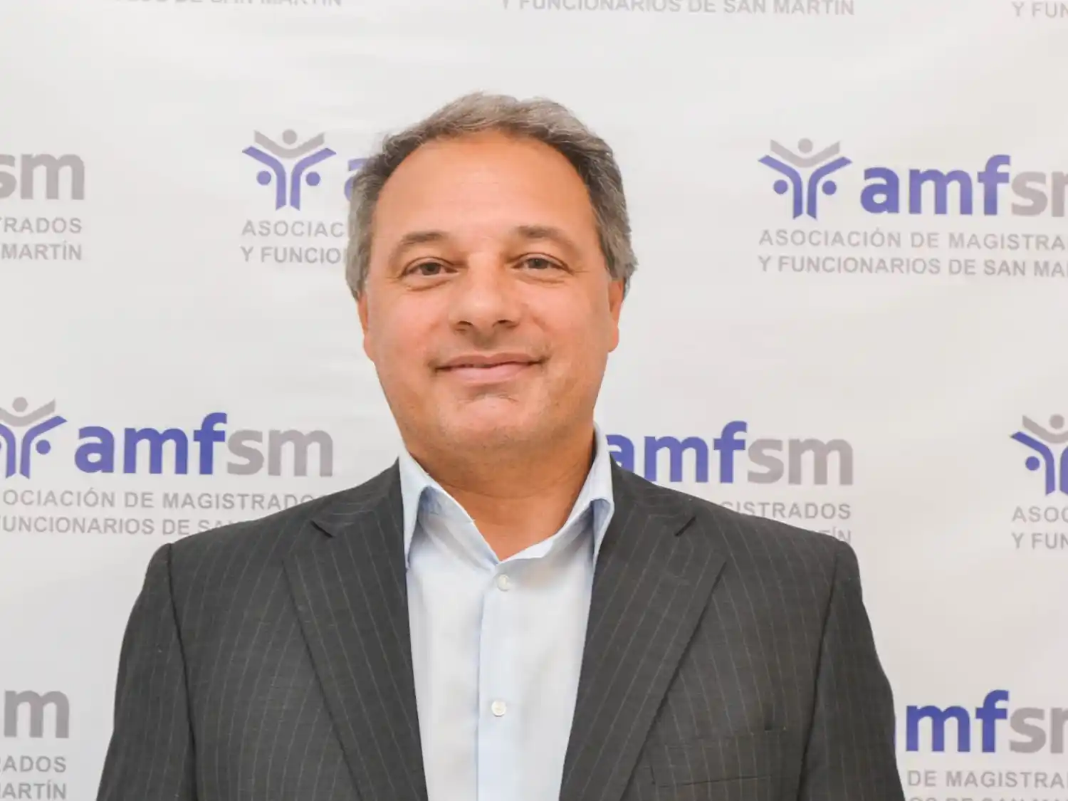 Docencia. La misión que tiene en su programa radial el juez Claudio Fede.