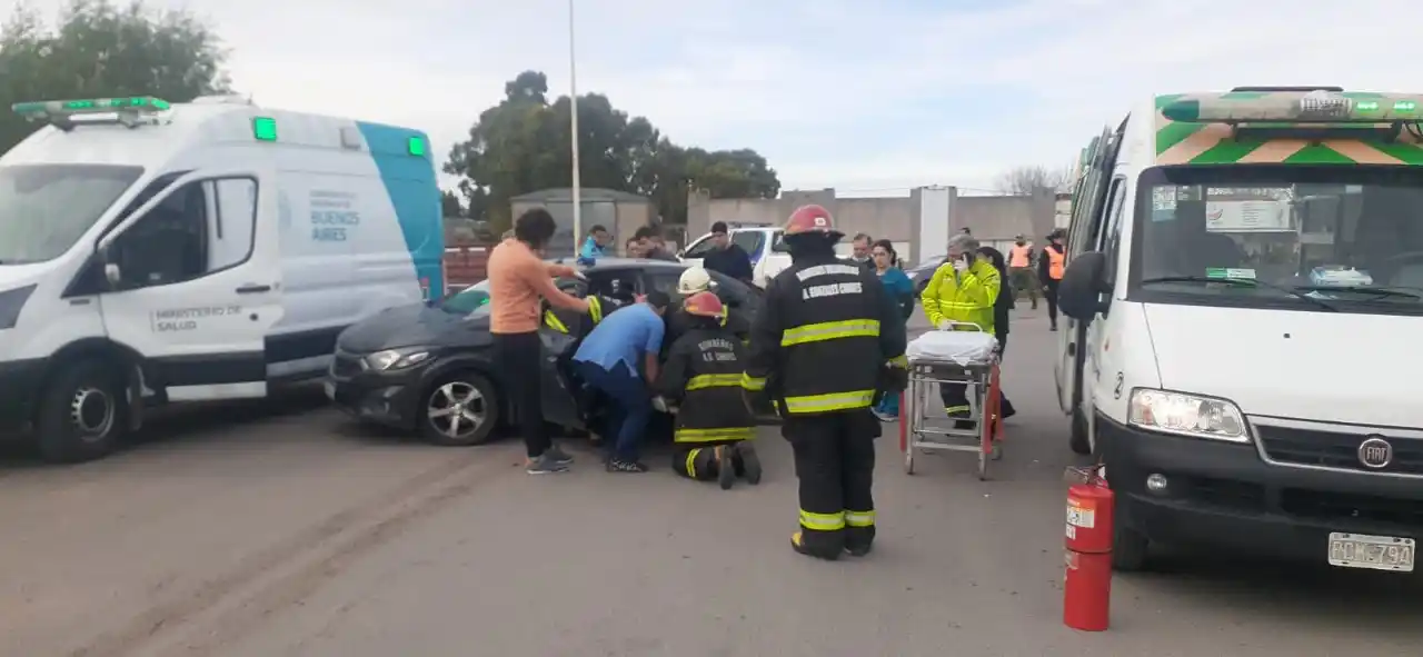 Se conocieron las identidades de los accidentados en la rotonda de ingreso a Gonzales Chaves