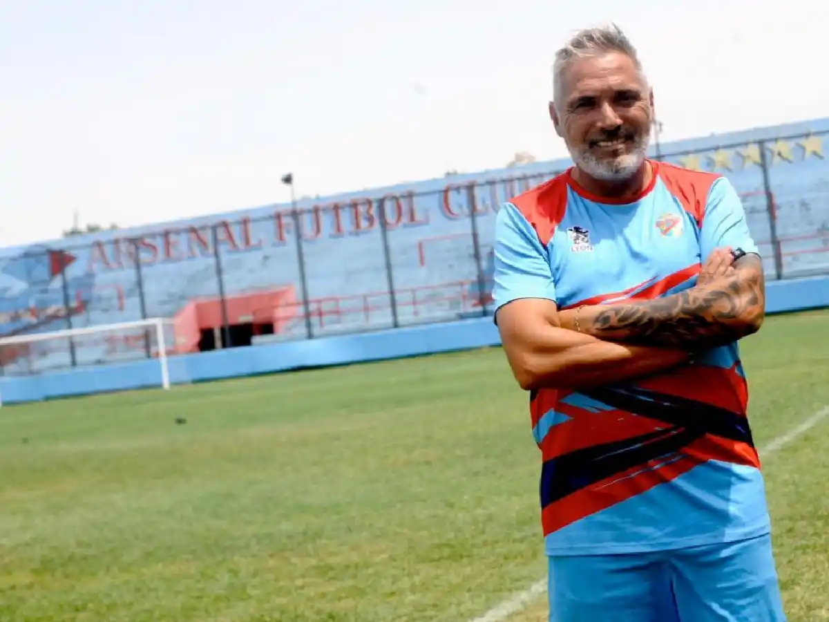 Sergio Rondina continúa al frente de Arsenal 