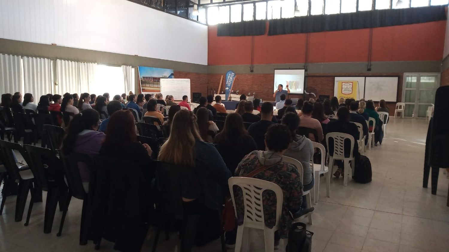 Finalizó con éxitos la clínica de liderazgo, motricidad y neurociencia en Gualeguaychú