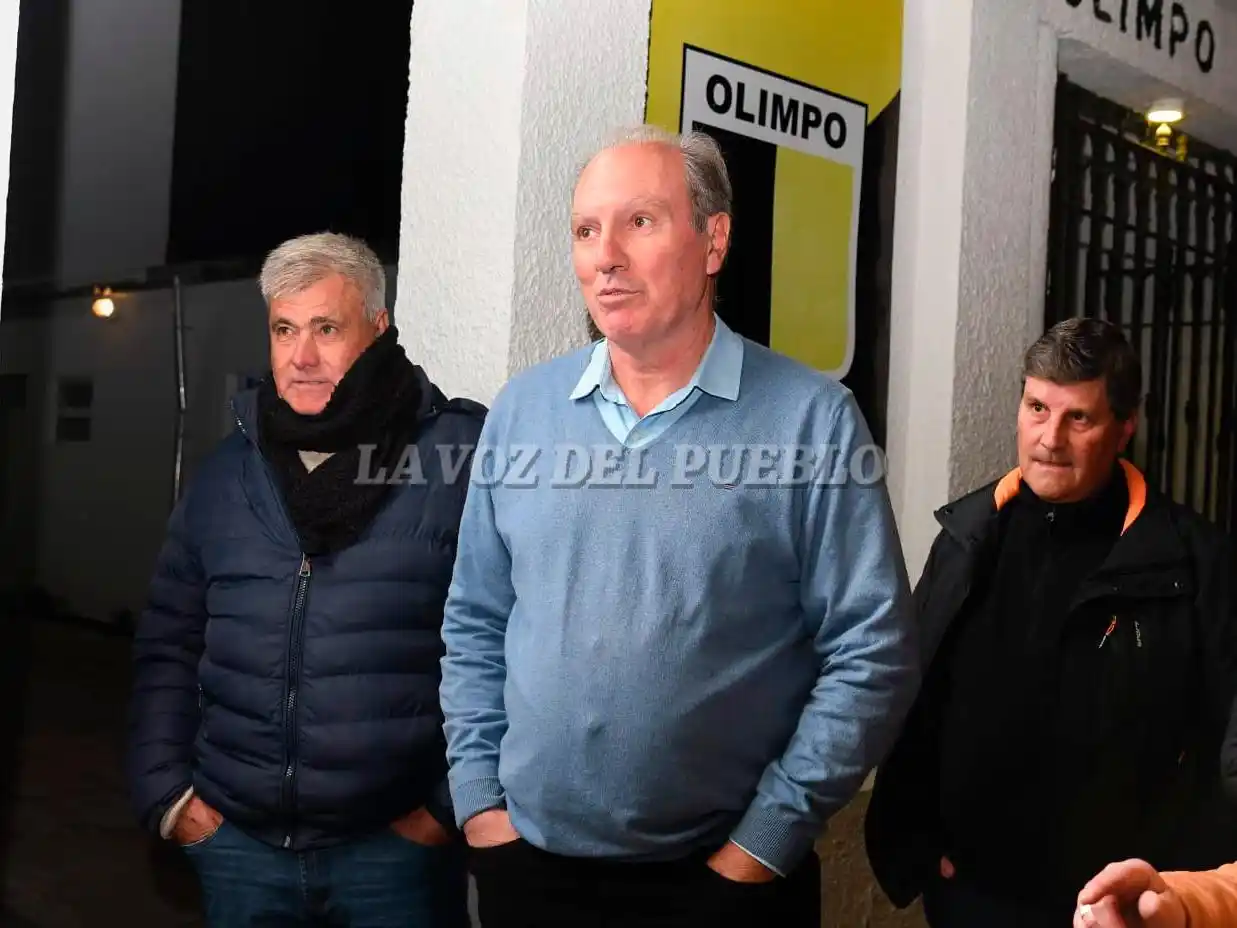 Homenajes por los 80 años del club Olimpo