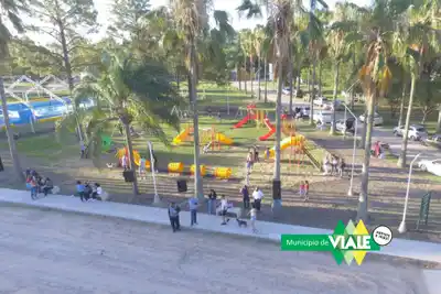 Estos son los precios y horarios del Polideportivo municipal de Viale