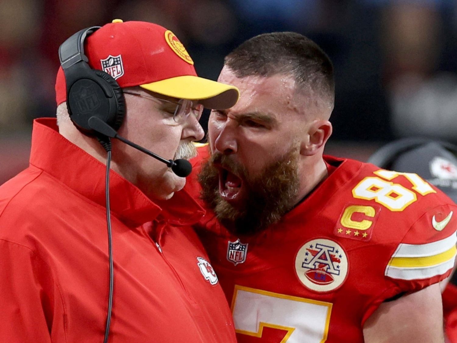 Esto dijo Travis Kelce sobre el cruce con su entrenador Andy Reid