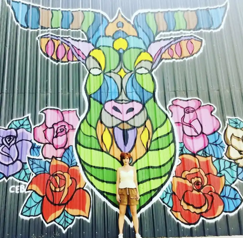 El mural de una artista tandilense que sorprendió a Carla Peterson