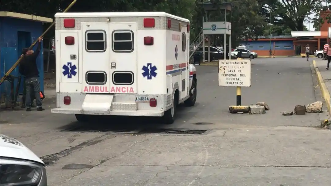 ¡ABSURDO! Piden 120 litros de gasolina por un traslado en ambulancia