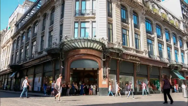 Cierra un tradicional comercio de Rosario y 110 empleados pierden su trabajo