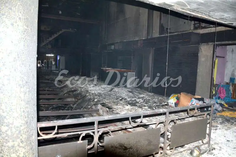 INCENDIO EN GALERIA CENTRAL - 10