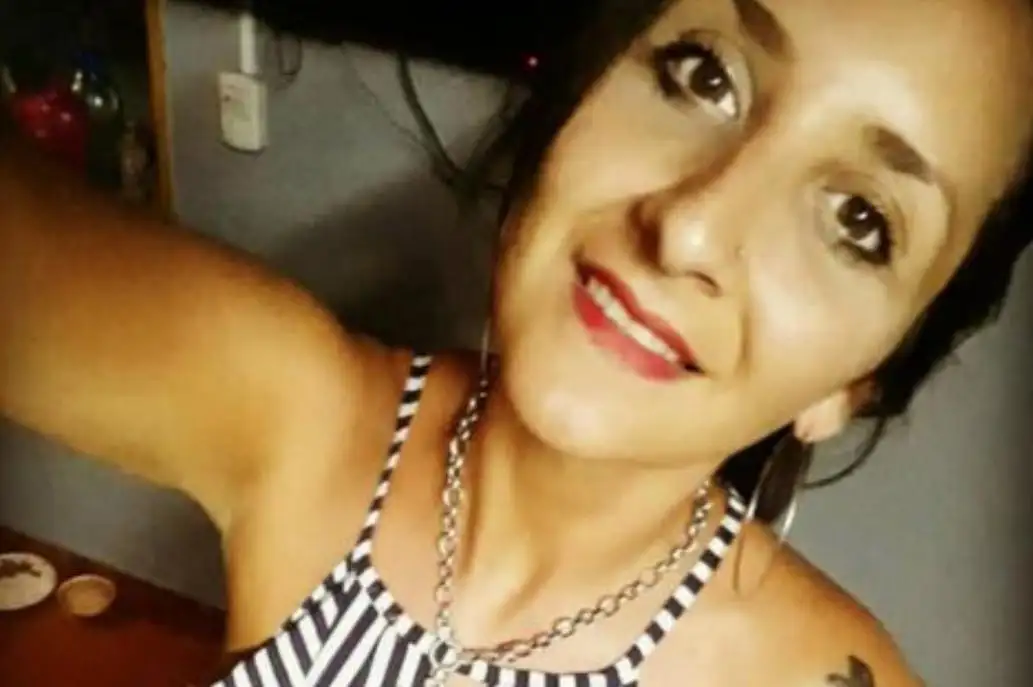 Murió tras golpearse mientras jugaba a la "lona enjabonada" en su cumpleaños